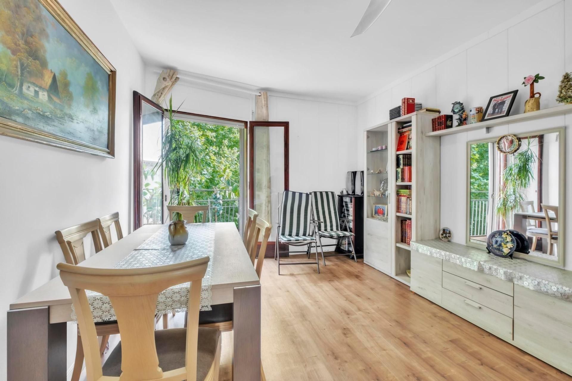 Dining room of Flat for sale in Figueres  with Terrace, Balcony and Alarm