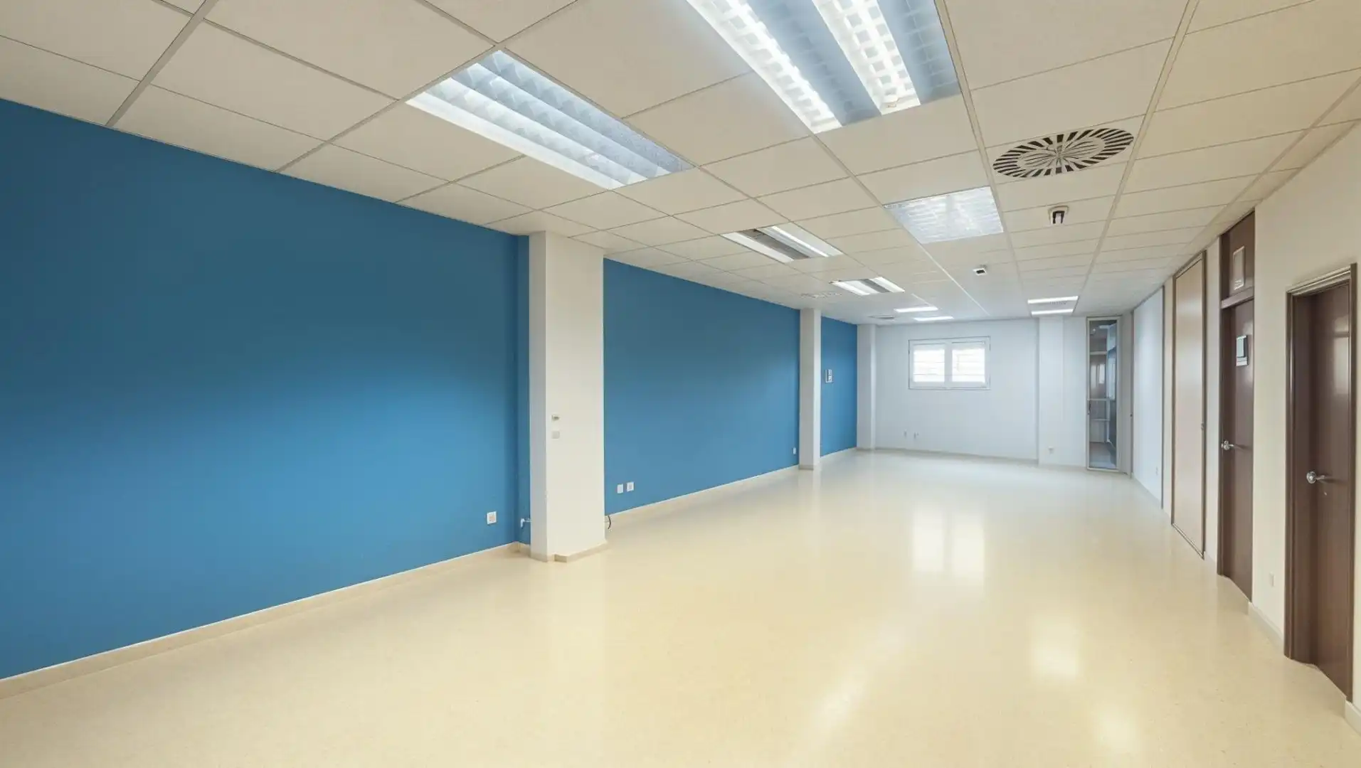 Local comercial en venda a Benicalap