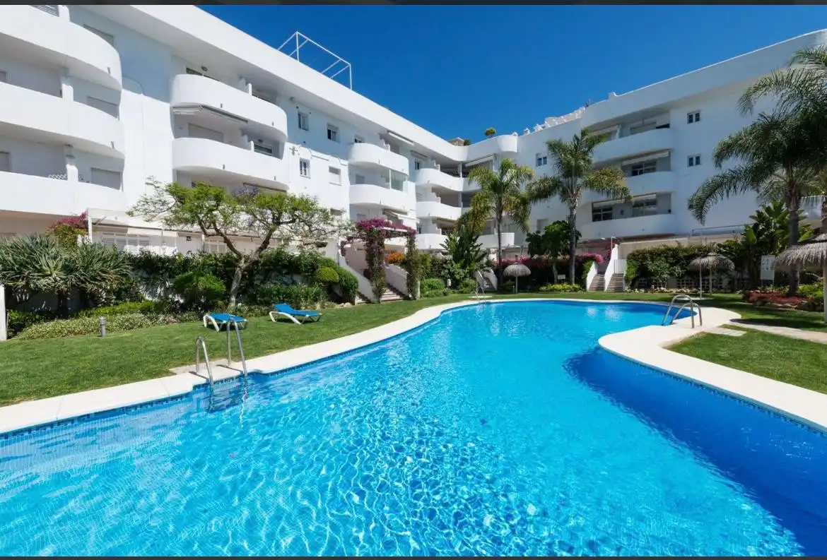Apartamento con piscina en venta en Milla de Oro, imagen 14