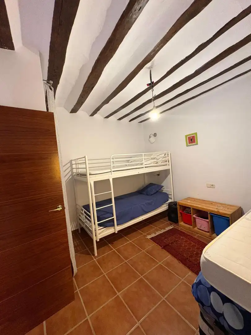 Dormitori de Casa o xalet en venda en Villagarcía del Llano amb Calefacció i Traster