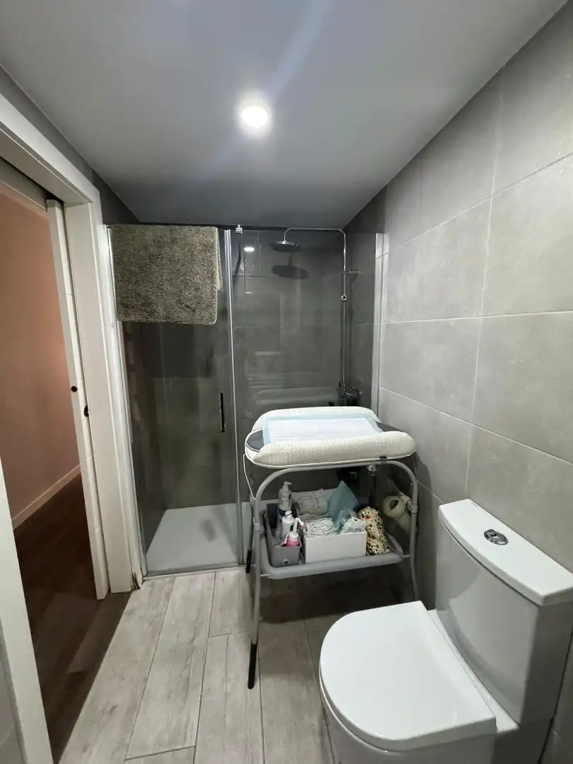 Bathroom of Apartments for sale in Valencia  with Air Conditioner and Heating