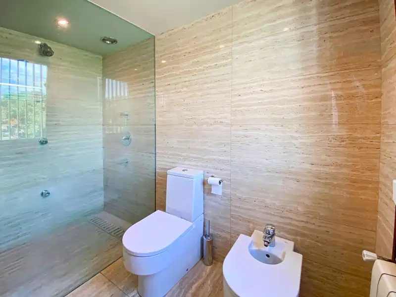 Houses for sale in N/A, Centre