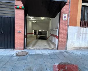 Parkplatz von Garage miete in Santander