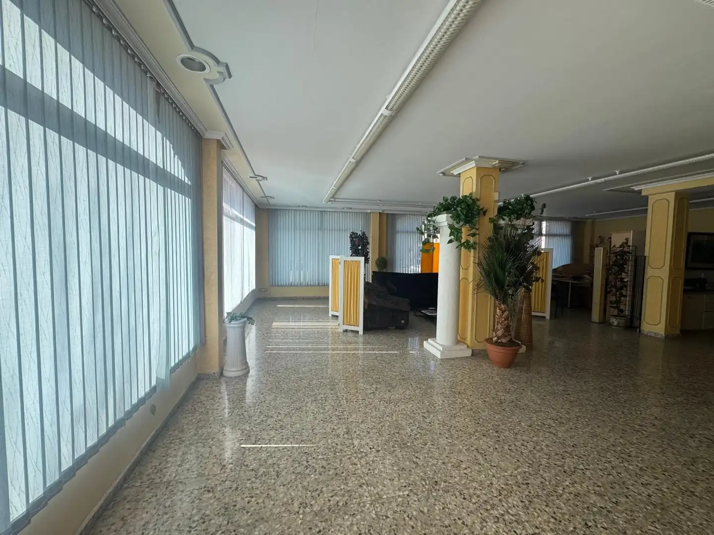 Local comercial en alquiler en iglesias, imagen 24
