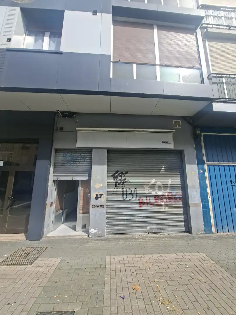 Local de alquiler en Vitoria - Gasteiz