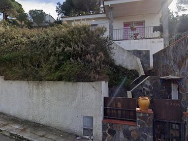 Haus mit Garten zum Verkauf in ESCÀCIA