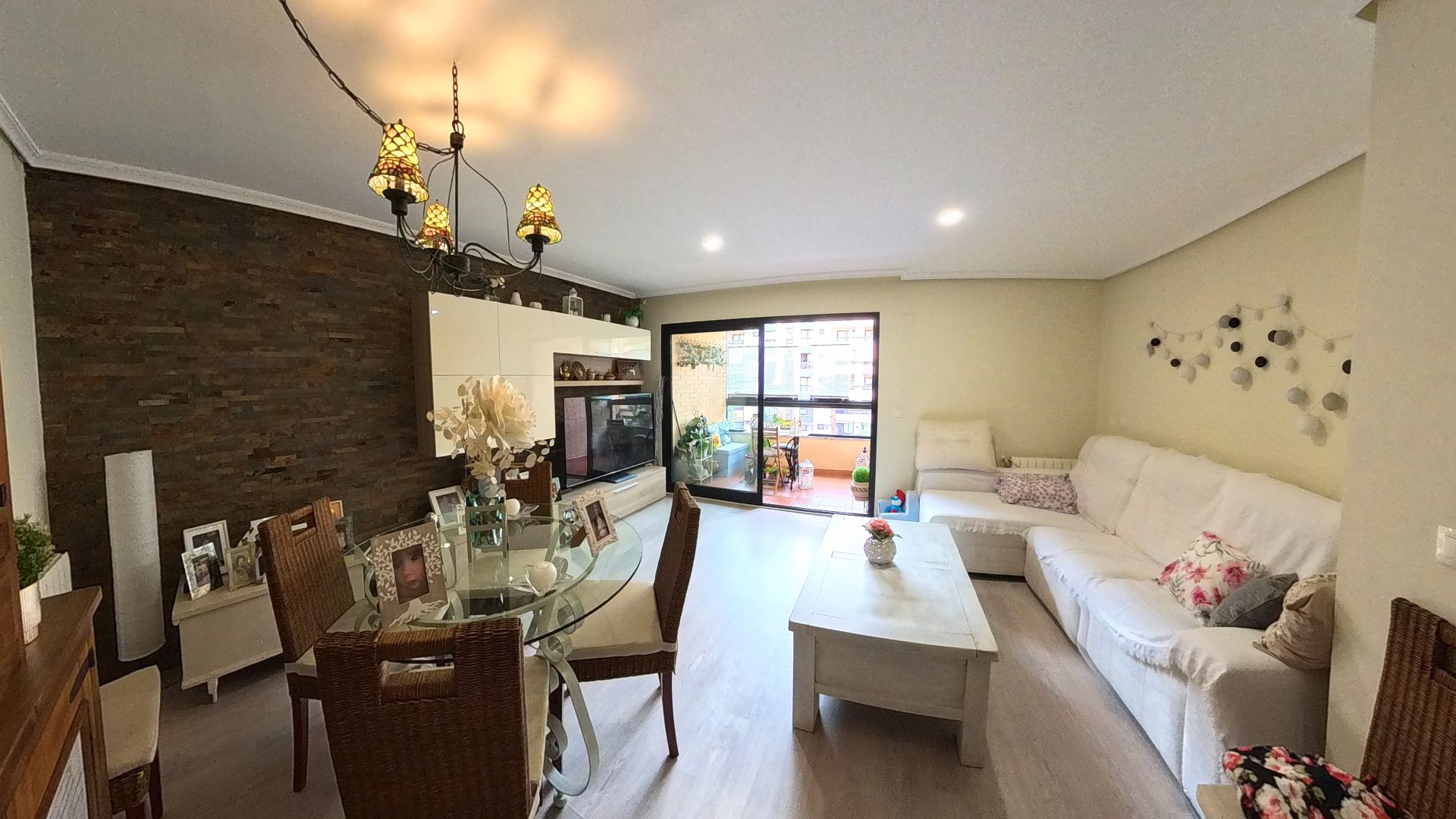 Living room of Flat for sale in Alicante / Alacant  with Air Conditioner, Heating and Private garden