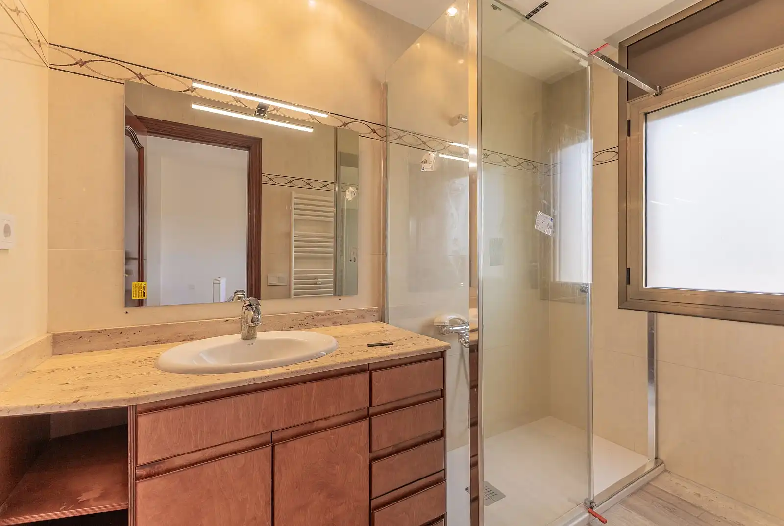 Bathroom of Houses for sale in Via Europa - Parc Central
