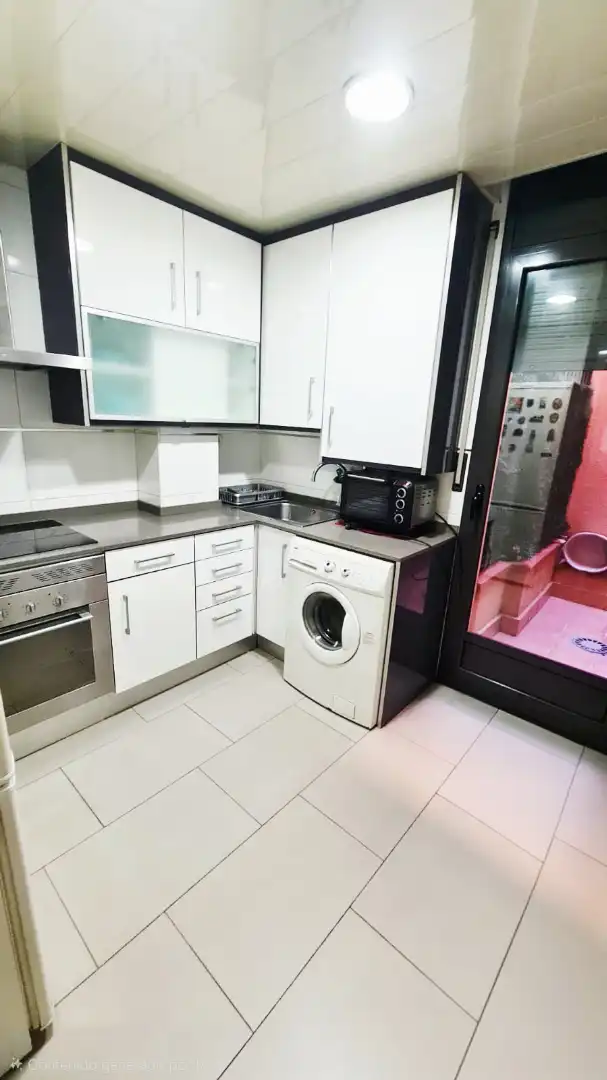 Cocina de Planta baja en venta en Santa Perpètua de Mogoda con Aire acondicionado, Terraza y Amueblado