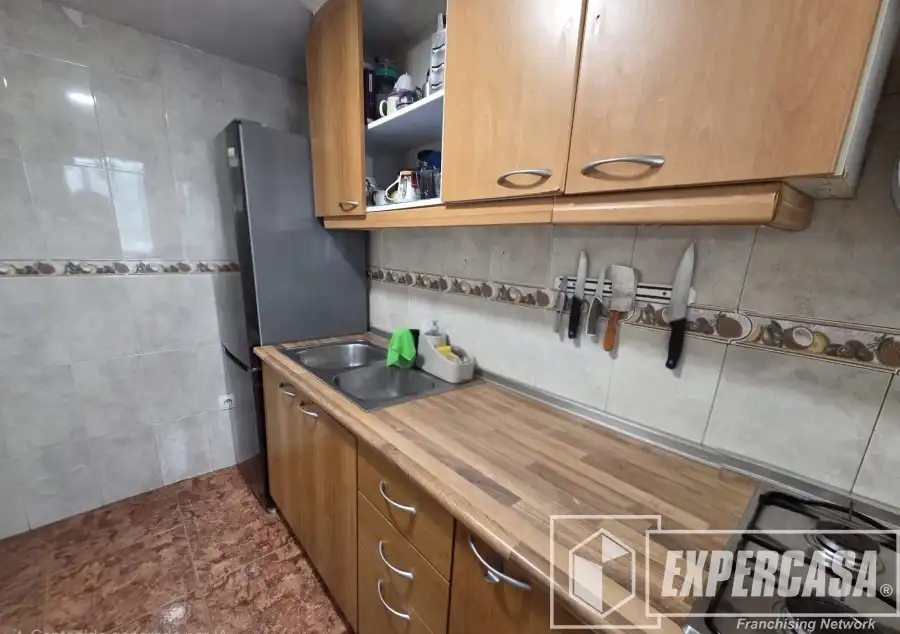 Kitchen of Flat for sale in Alfafar  with Air Conditioner