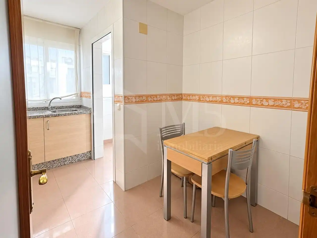 Cocina de Piso en venta en Carretera de Cádiz