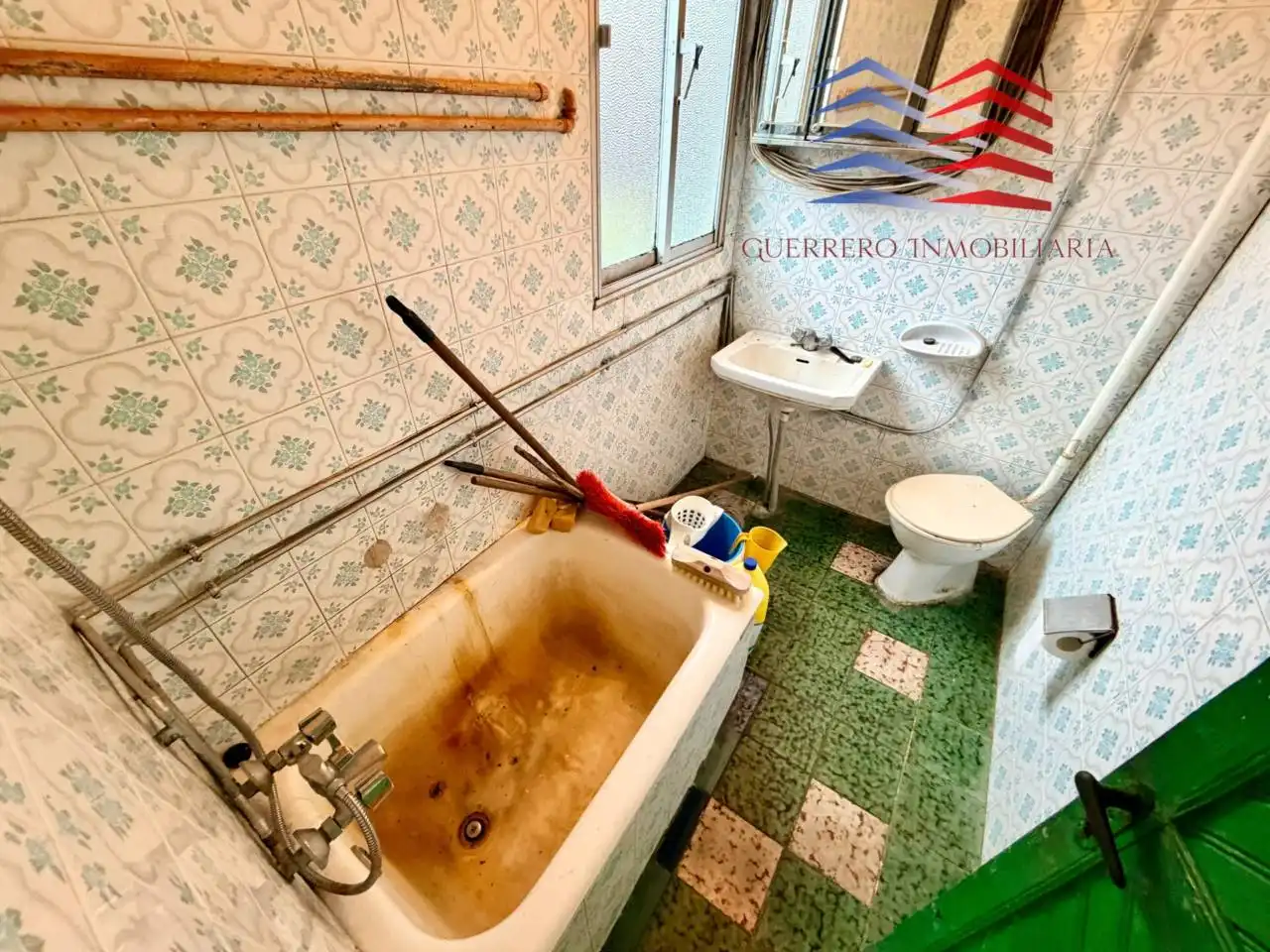 Baño de Casa o chalet en venta en A Bola  con Jardín privado, Trastero y Balcón