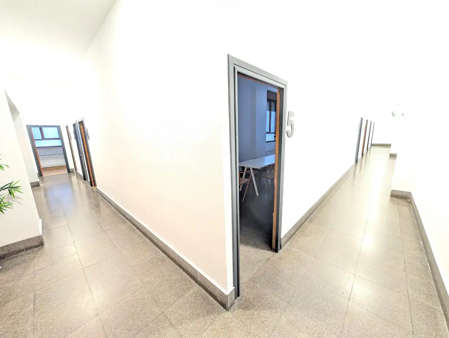 Piso en venta en Oviedo  con Calefacción, Parquet y Terraza