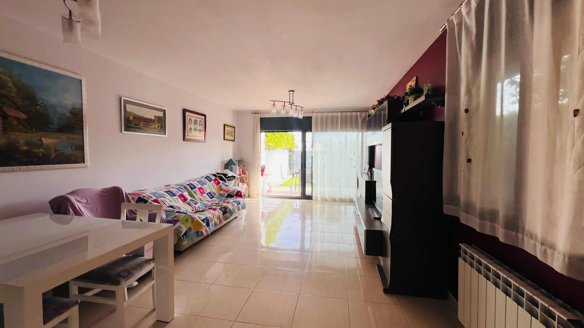 Living room of Houses for sale in Cambrils  with Air Conditioner, Heating and Private garden
