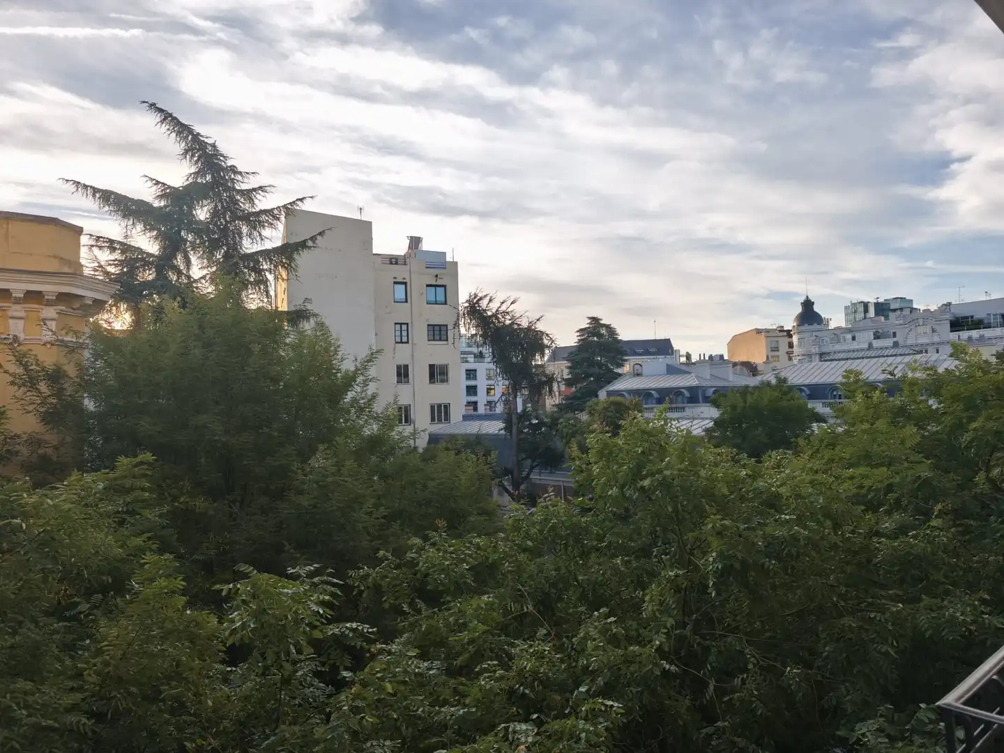 Appartamento con terrazza in affitto a Calle de Zurbano, imagen 3