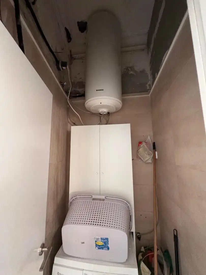 Bathroom of Flat for sale in Cubelles  with Air Conditioner and Balcony