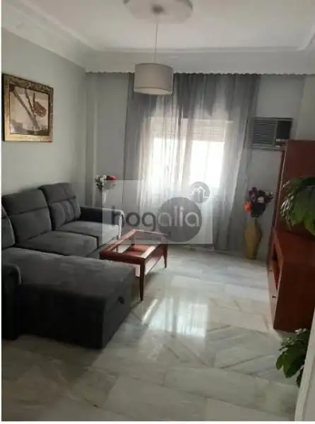 Dormitori de Casa o xalet de lloguer en  Sevilla Capital amb Aire condicionat, Jardí privat i Terrassa