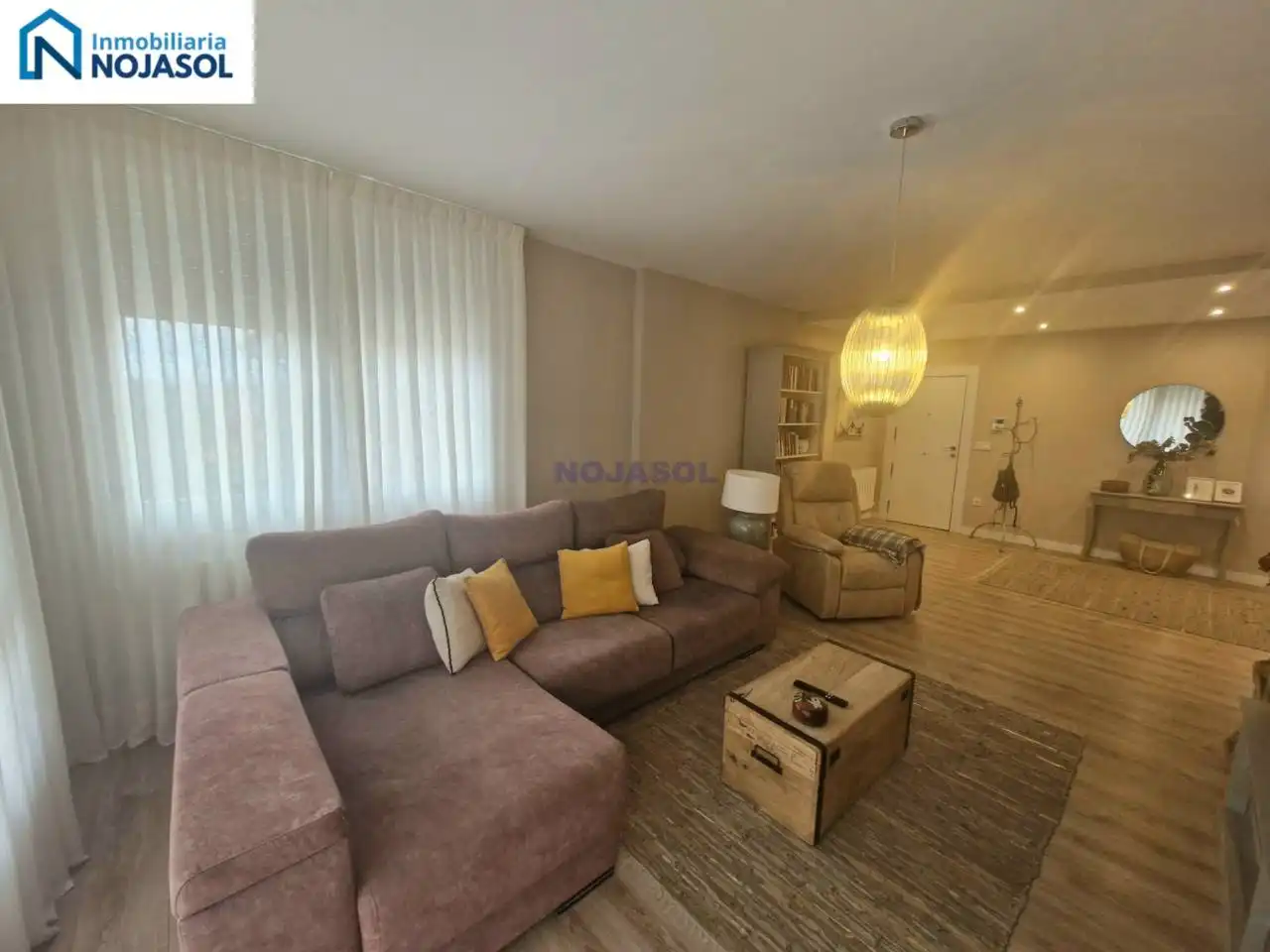 Sala de estar de Piso en venta en Noja con Calefacción, Terraza y Balcón