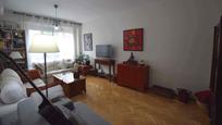 Living room of Flat for sale in  Madrid Capital  with Air Conditioner and Heating