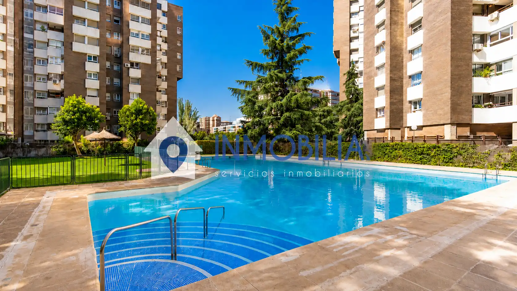 Piscina de Piso en venta en Madrid con Aire acondicionado, Calefacción y Terraza
