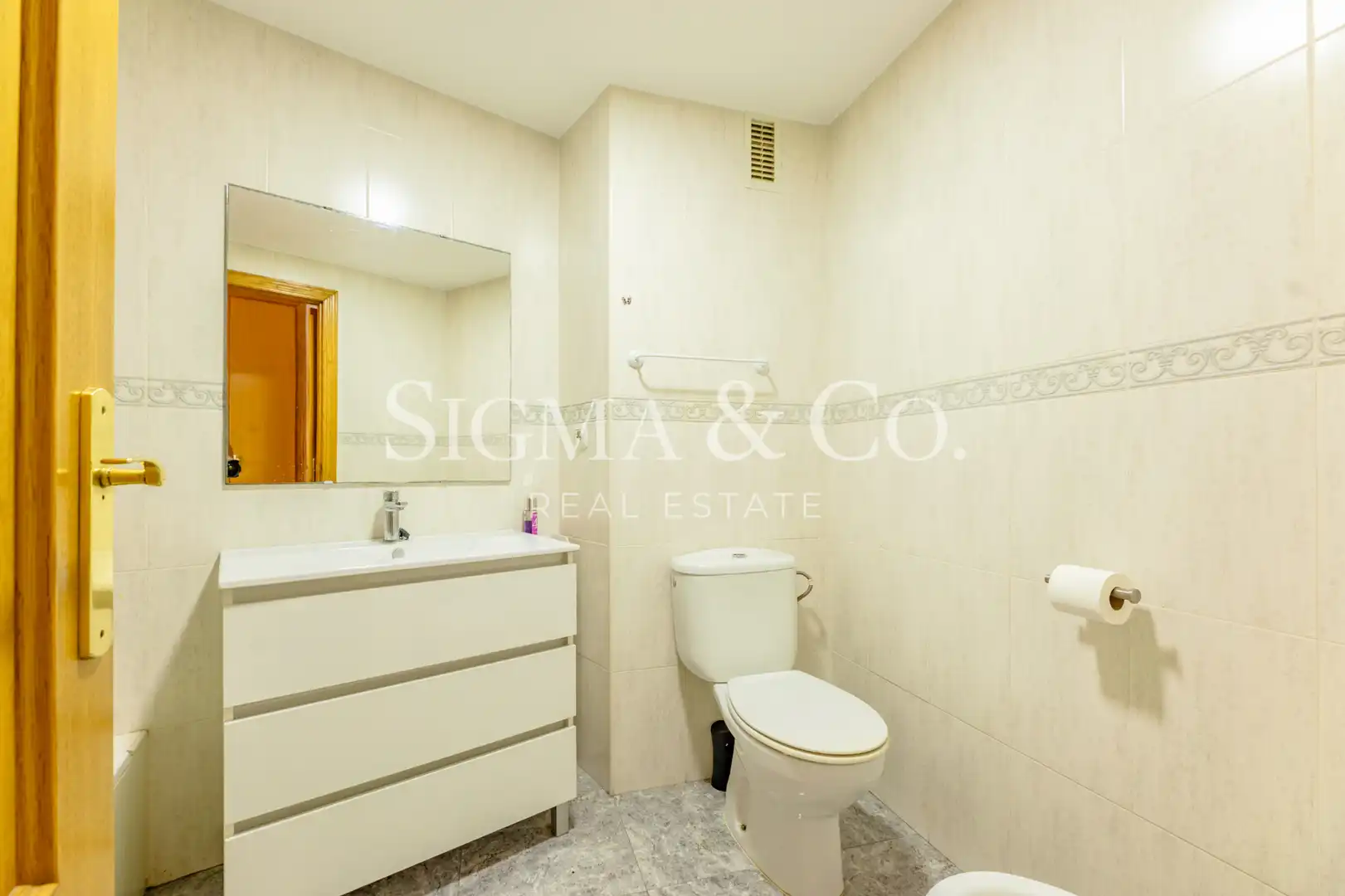 Piso con ascensor en venta en Plaça Enric Valor, imagen 5