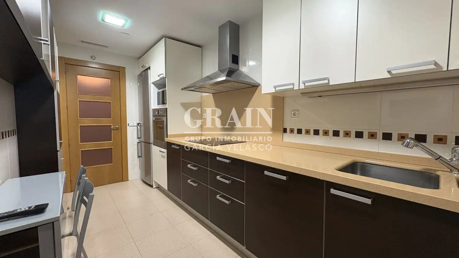 Cocina de Piso en venta en Albacete con Calefacción, Trastero y Piscina