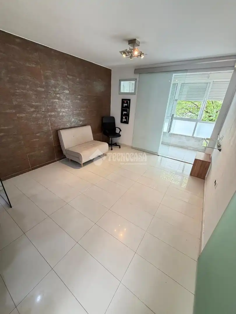 Flat for sale in Sevilla  with Air Conditioner