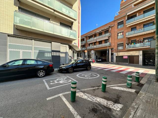 Local comercial en Alquiler en Carrer Marquès d'Espanya, 4 en La Plana
