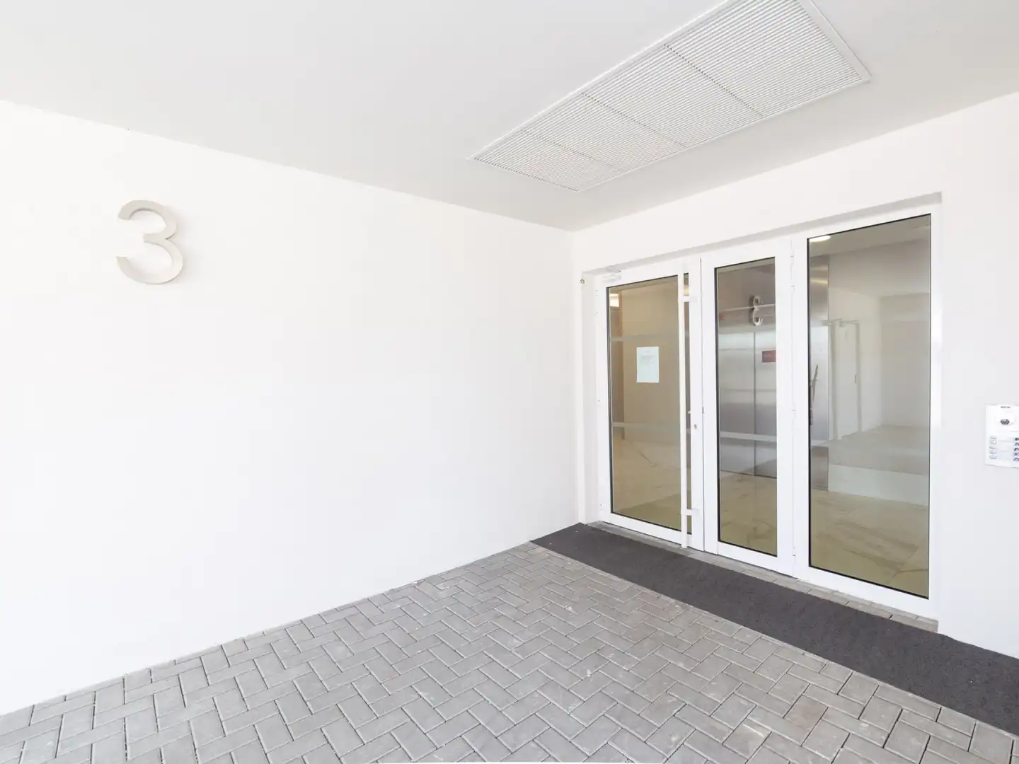 Wohnung zur Miete in Tres Cantos mit Heizung, Terrasse und Abstellraum