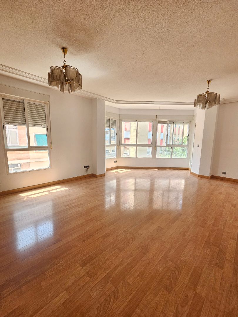 Piso en venta en El Carmen, Sur,  Murcia Capital