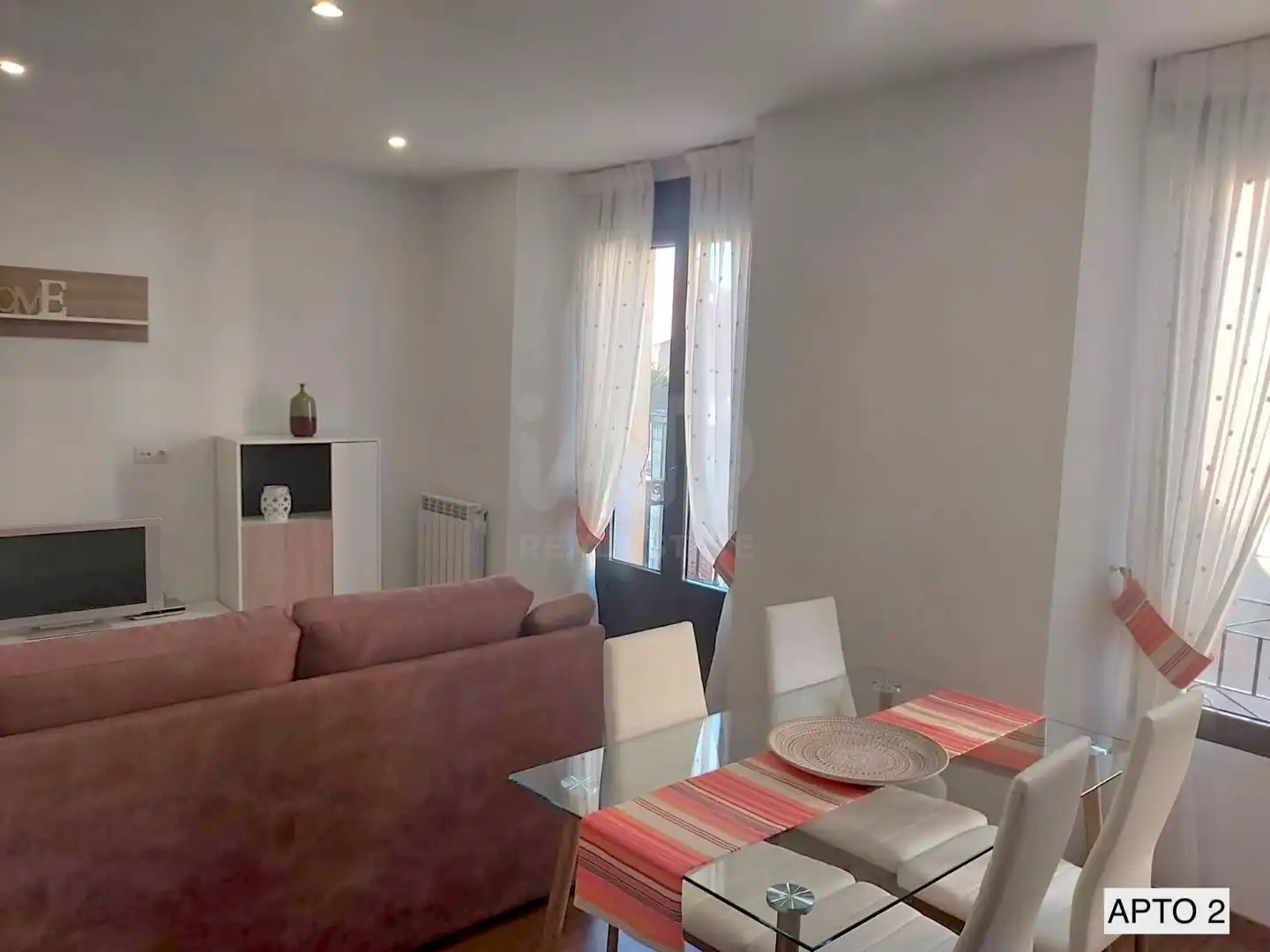 Sala de estar de Edificio en venta en León Capital 