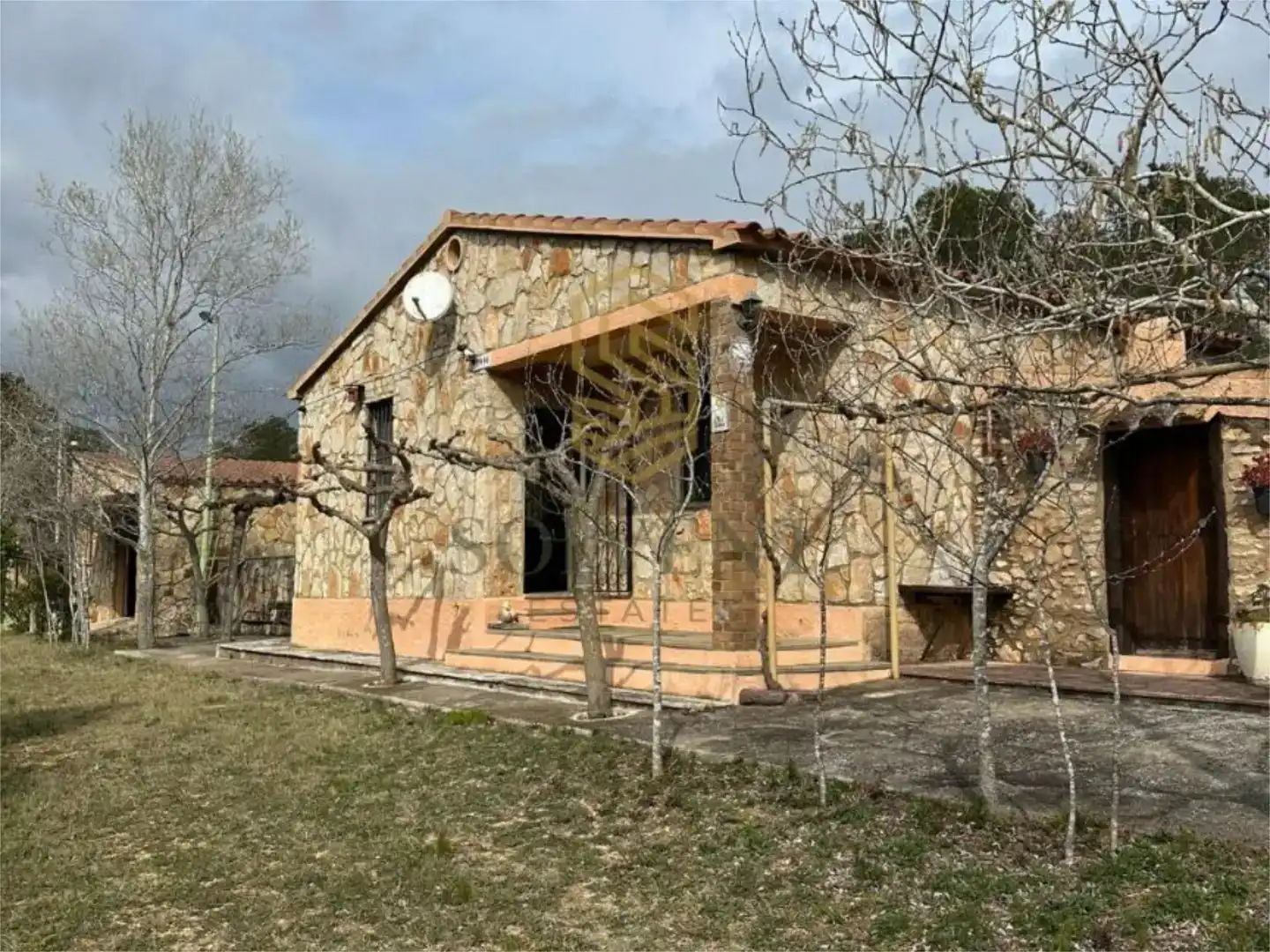 Vista exterior de Finca rústica en venda en El Perelló amb Piscina i Balcó
