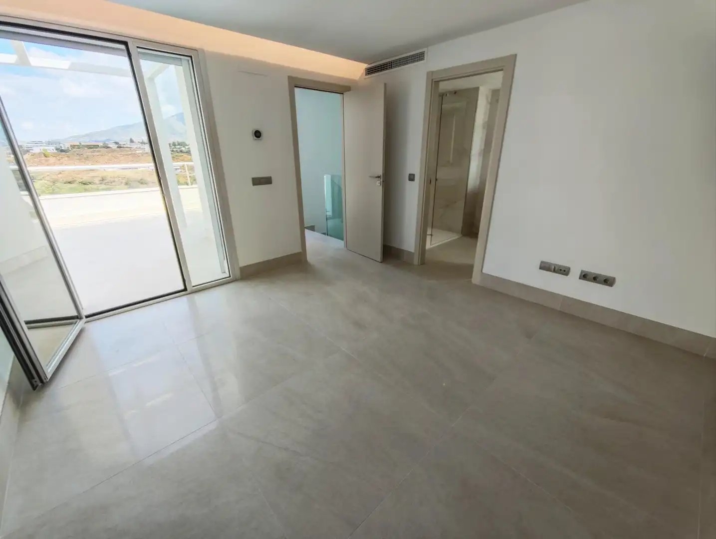 Attico con piscina in vendita a Calle Valle de Somiedo Urbanización Lagar Martell, imagen 23