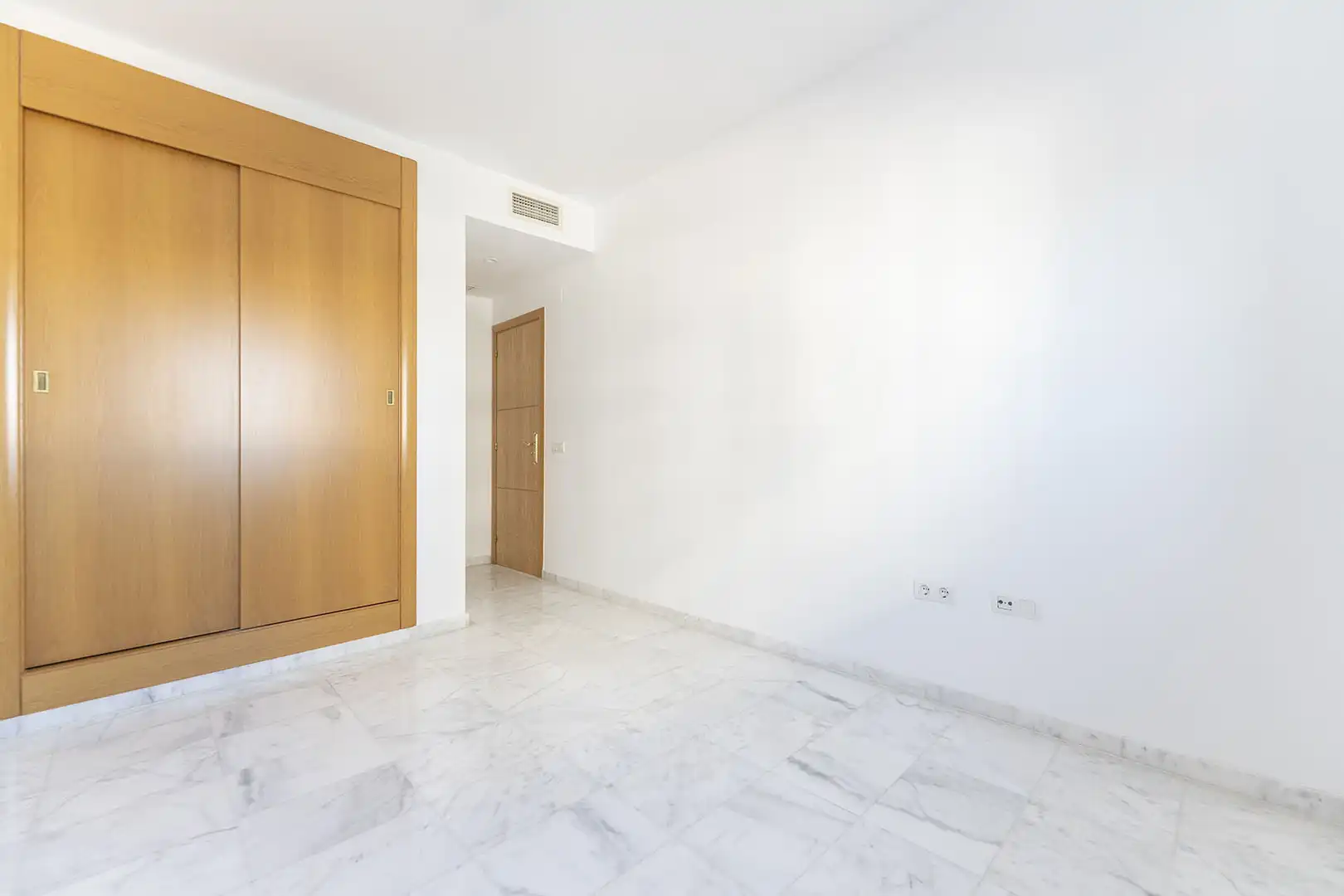 Piso en venta en Teatinos - Universidad