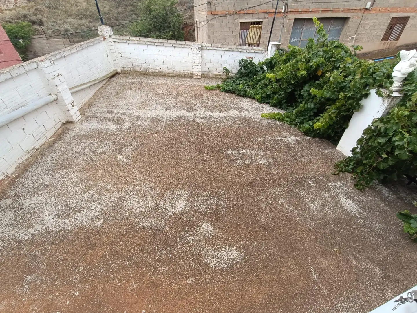 Casa con jardín en venta en Alfambra, imagen 2
