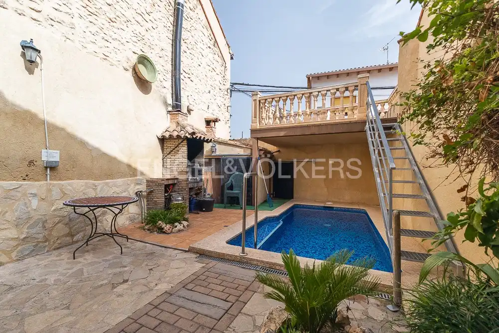 Vista exterior de Casa o chalet en venta en El Palomar con Aire acondicionado, Calefacción y Terraza