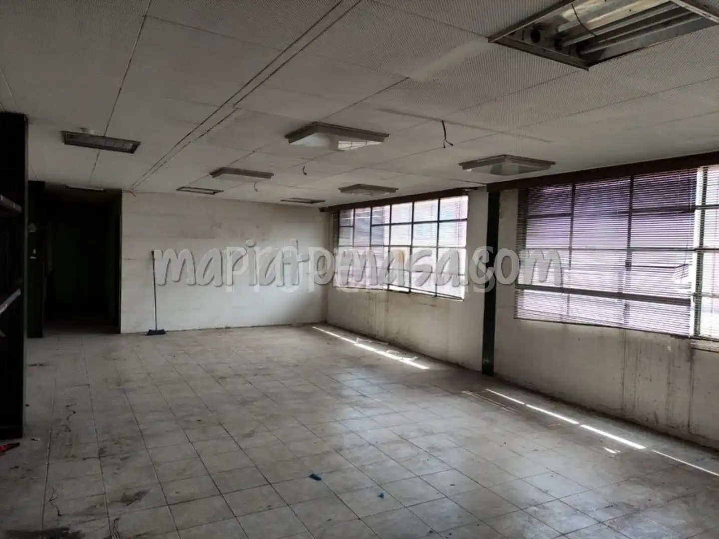 Local commercial à vendre à Valle de Trapaga-Trapagaran, imagen 4