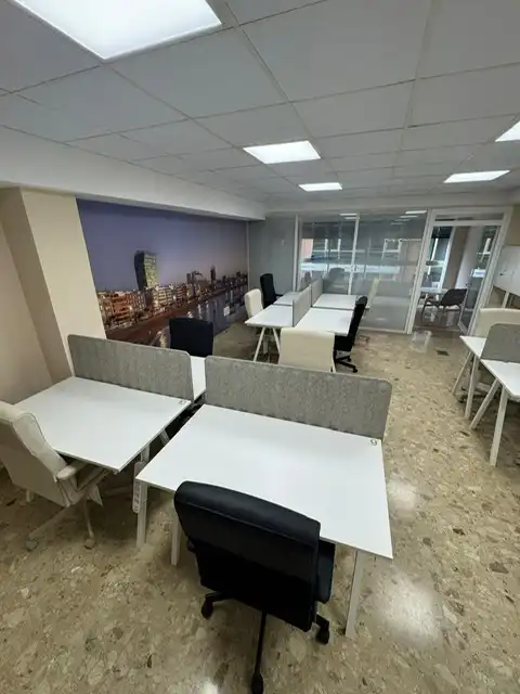 Ufficio con ascensore in affitto a Calle Luis Morote 6, imagen 12