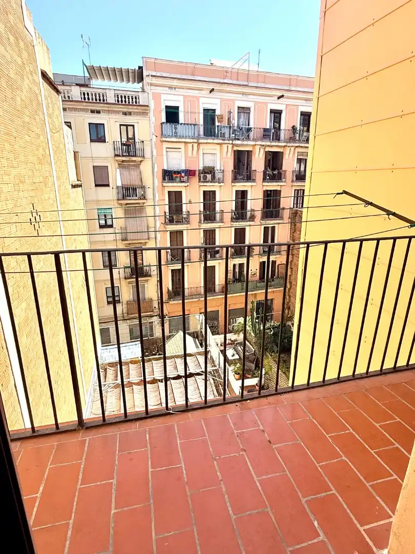 Pis amb terrassa en venda a Sants - Montjuïc, imagen 3