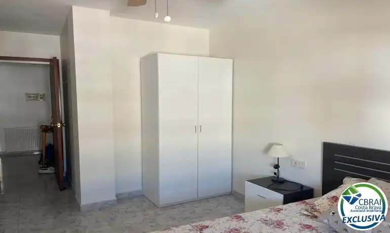 Dormitori de Apartament en venda en Centre