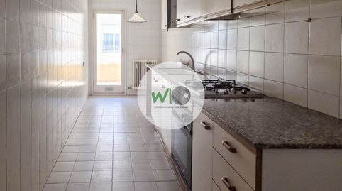 Foto 4 de Piso en venta en Carrer de Sant Agustí, Eixample Sud – Migdia, Girona Capital