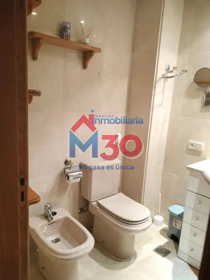 Bany de Apartament en venda en Miranda de Ebro amb Calefacció i Traster