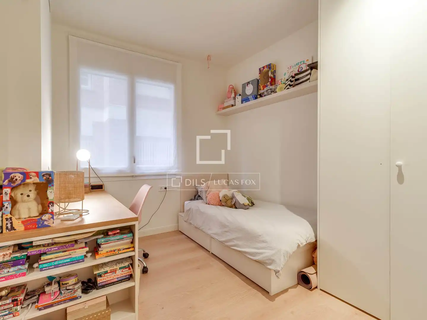 Habitación de Piso en venta en Barcelona con Aire acondicionado, Calefacción y Terraza