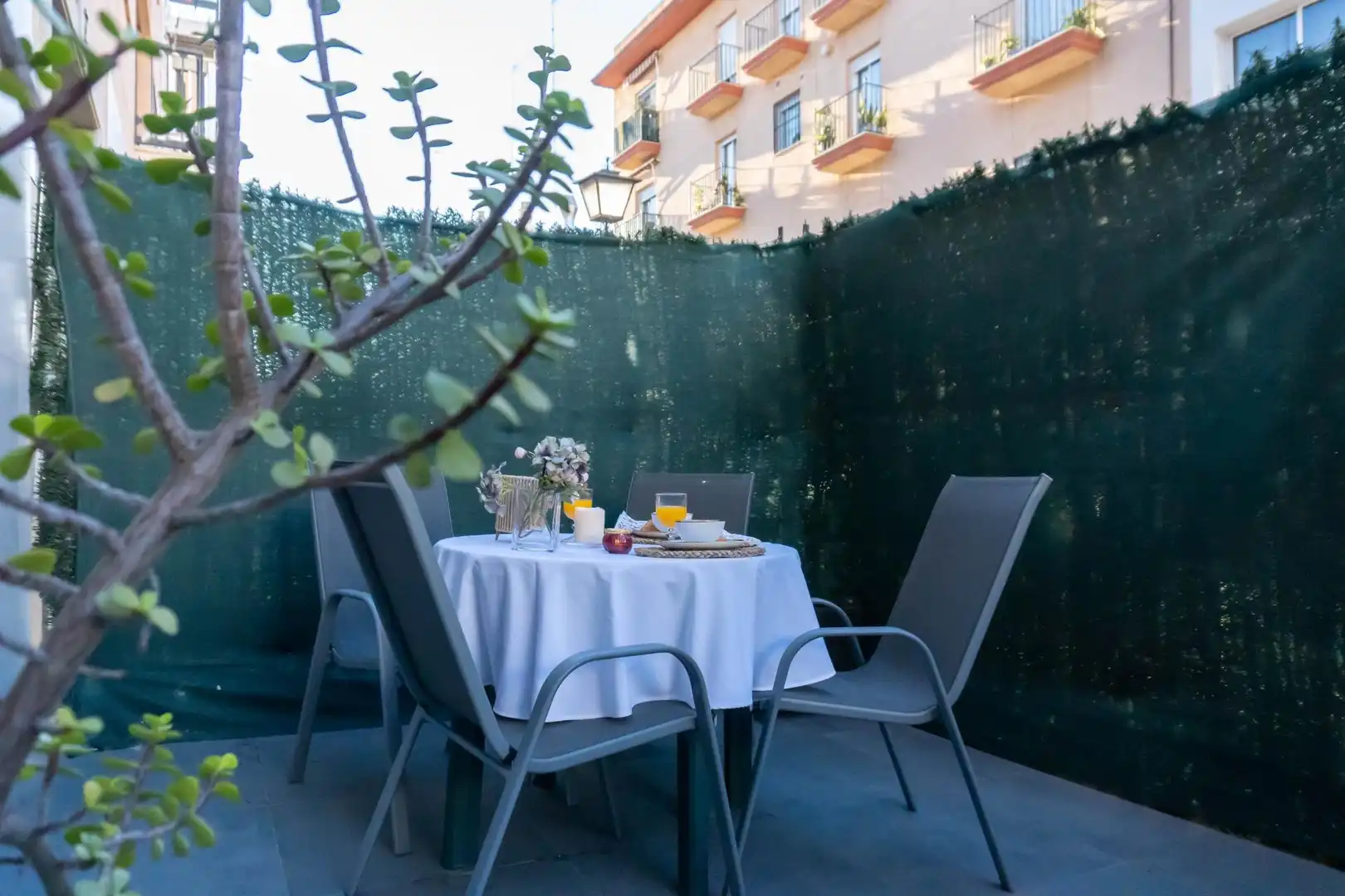 Terrassa de Planta baixa de lloguer en Sevilla amb Aire condicionat, Calefacció i Moblat