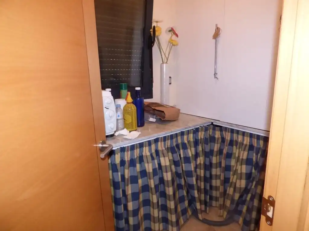 Cuina de Casa o xalet en venda en Vilafant amb Aire condicionat, Jardí privat i Terrassa