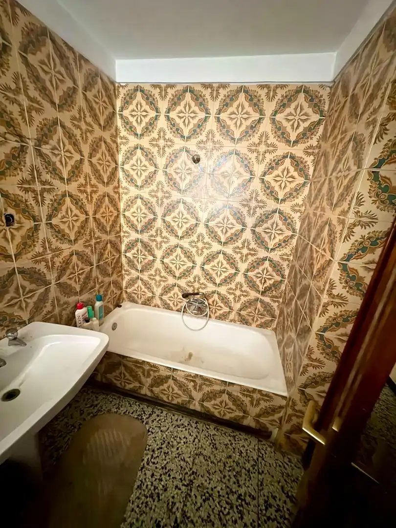 Bathroom of Flat for sale in Tudela  with Heating, Terrace and Storage room