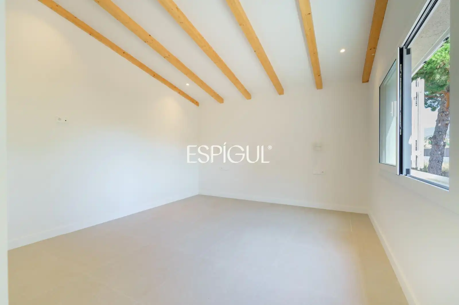 Sala d'estar de Casa o xalet de lloguer en Sant Andreu de Llavaneres amb Aire condicionat, Calefacció i Jardí privat