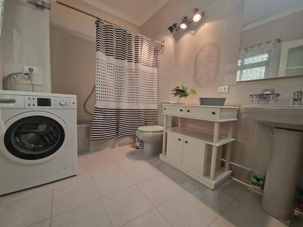 Bathroom of Apartments for rent in Adeje  with Furnished and Balcony
