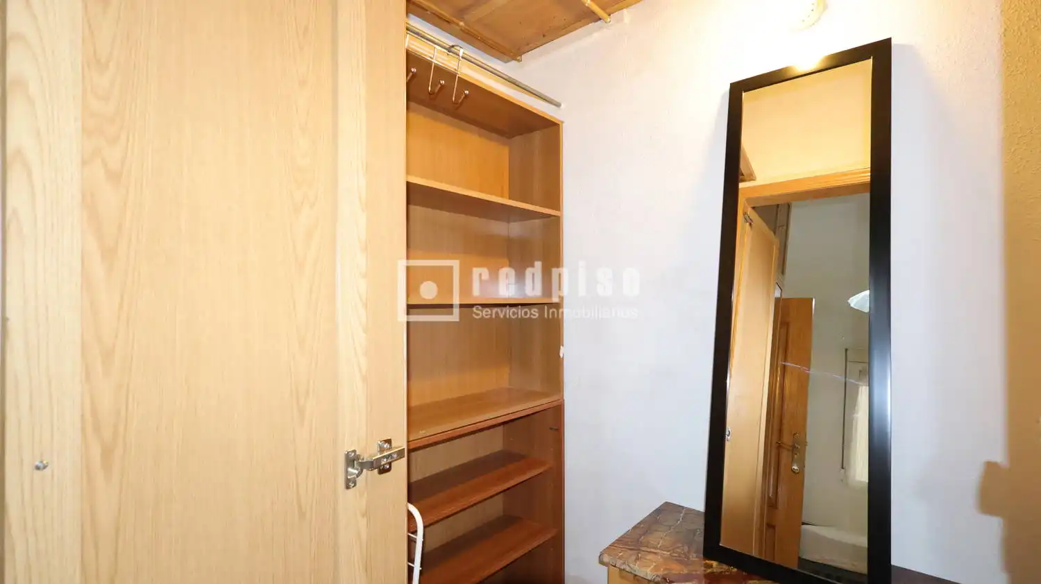 Habitación de Piso de alquiler en Madrid con Calefacción y Amueblado