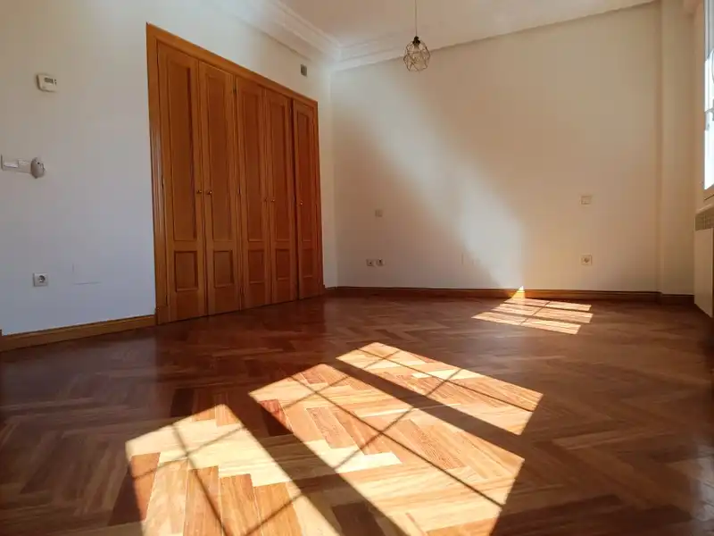 Semi-detached house with pool for sale in Simancas, imagen 42